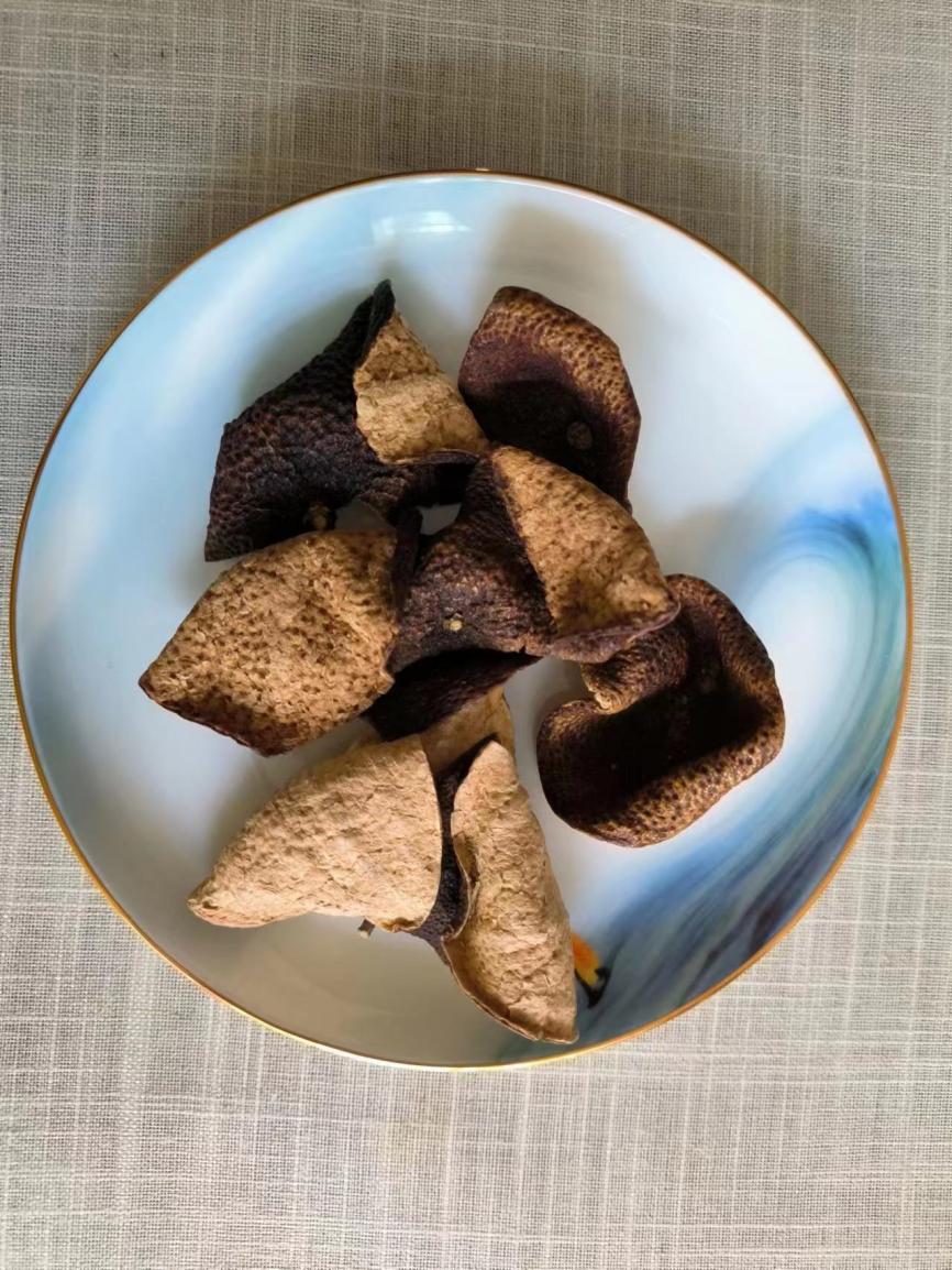 盘子里有食物

描述已自动生成